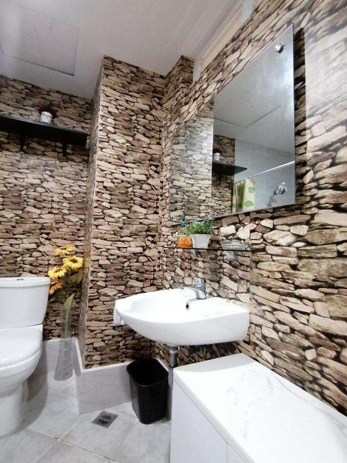 Condo Azur Suites A326 Amani Resorts Residences , 5 Minutes Airport, Netflix, Stylish, Cozy With Luxurious Swimming Pool Lapu-Lapu City Exterior foto