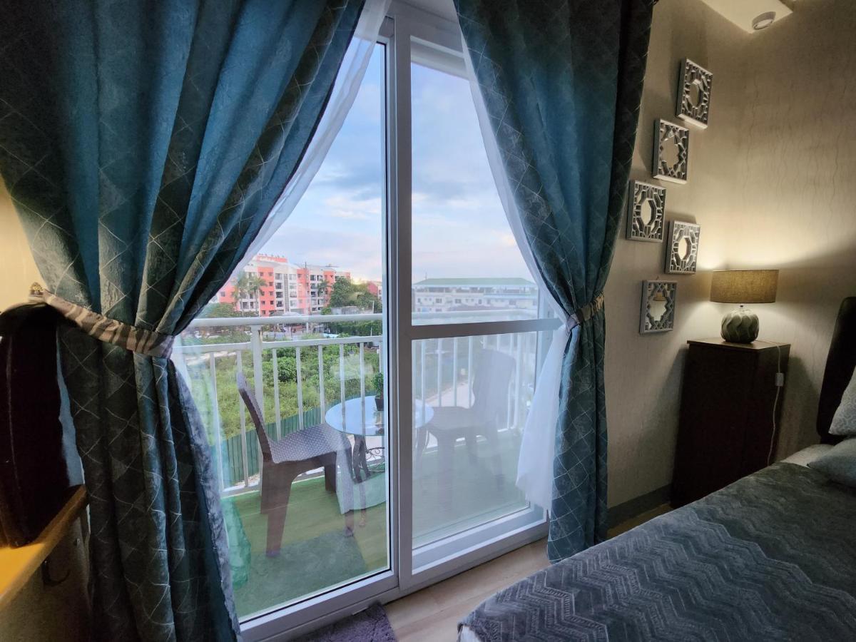 Condo Azur Suites A326 Amani Resorts Residences , 5 Minutes Airport, Netflix, Stylish, Cozy With Luxurious Swimming Pool Lapu-Lapu City Exterior foto